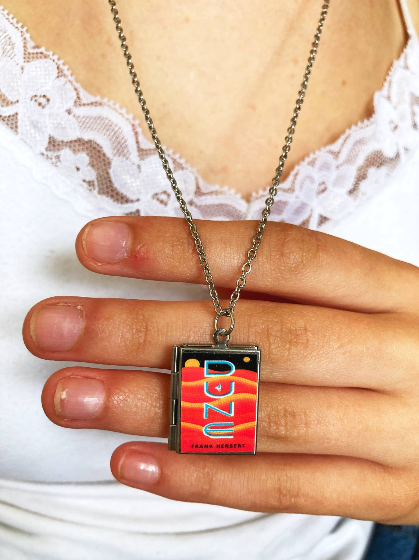 Book Locket Dune