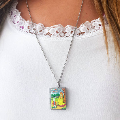 Book Locket Alice In Wonderland - Picnic with Rabbit