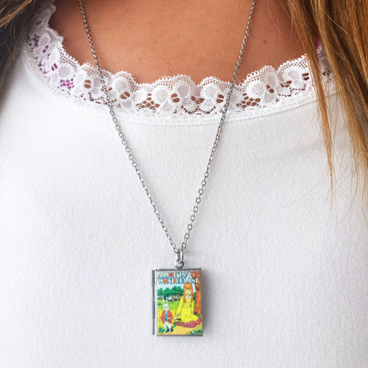 Book Locket Alice In Wonderland - Picnic with Rabbit