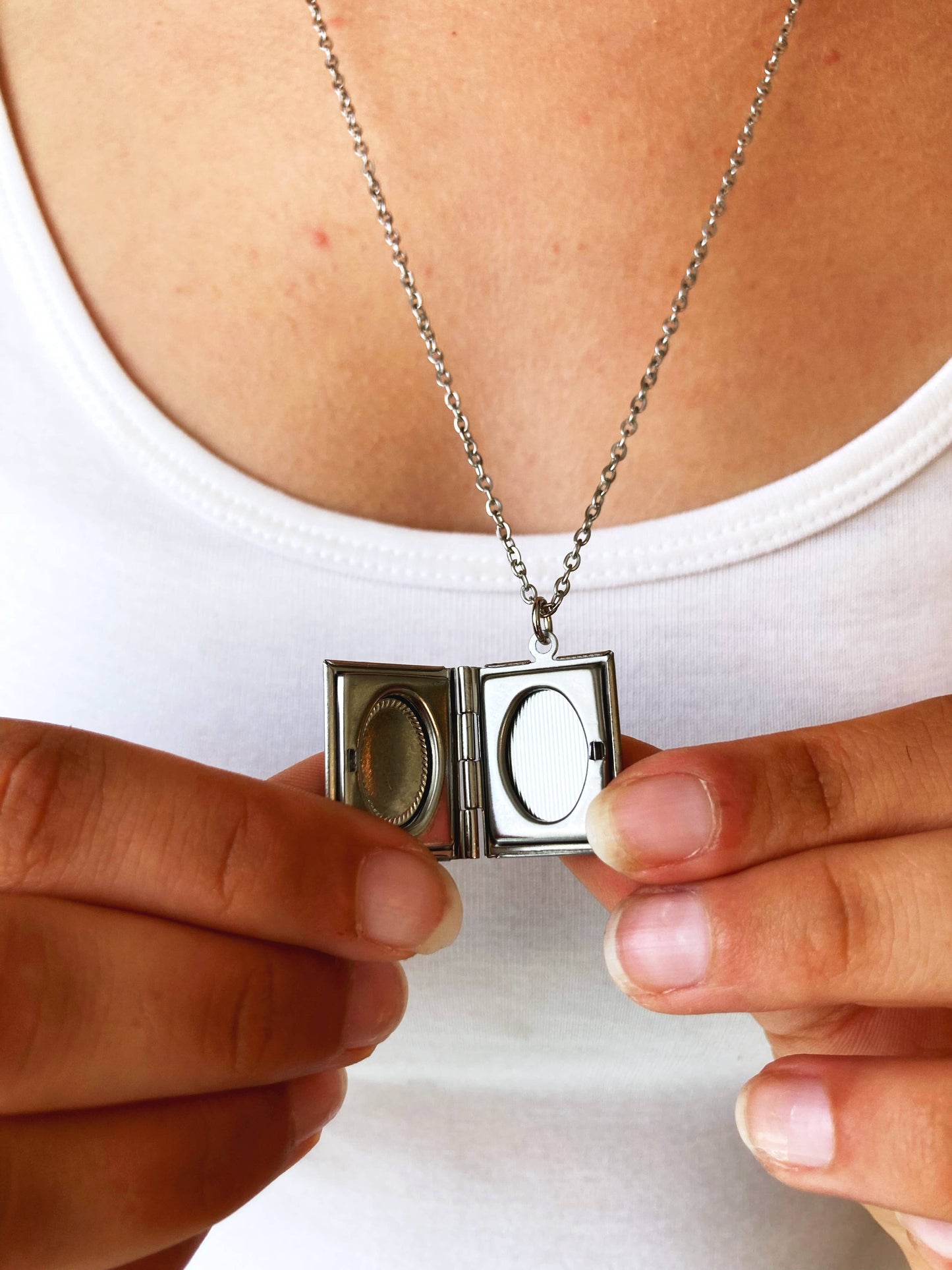 Book Locket The Hobbit